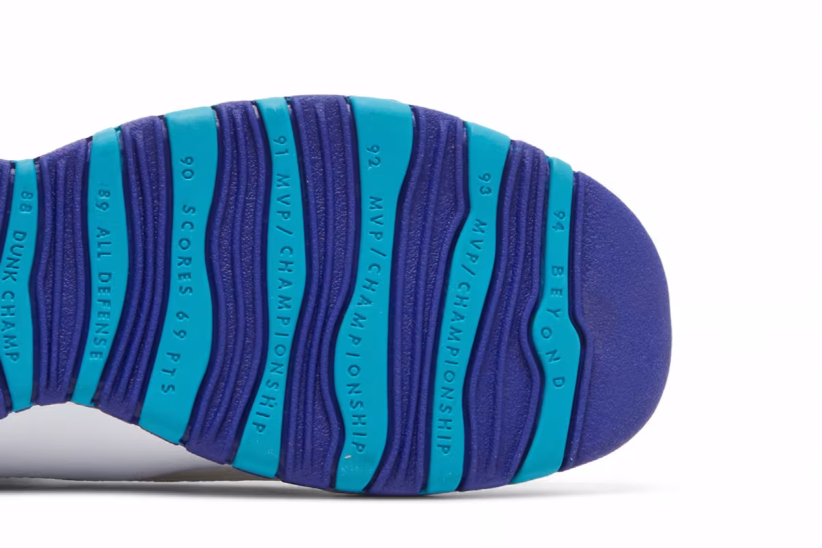 Air Jordan 10 GS Charlotte Hornets, view 6