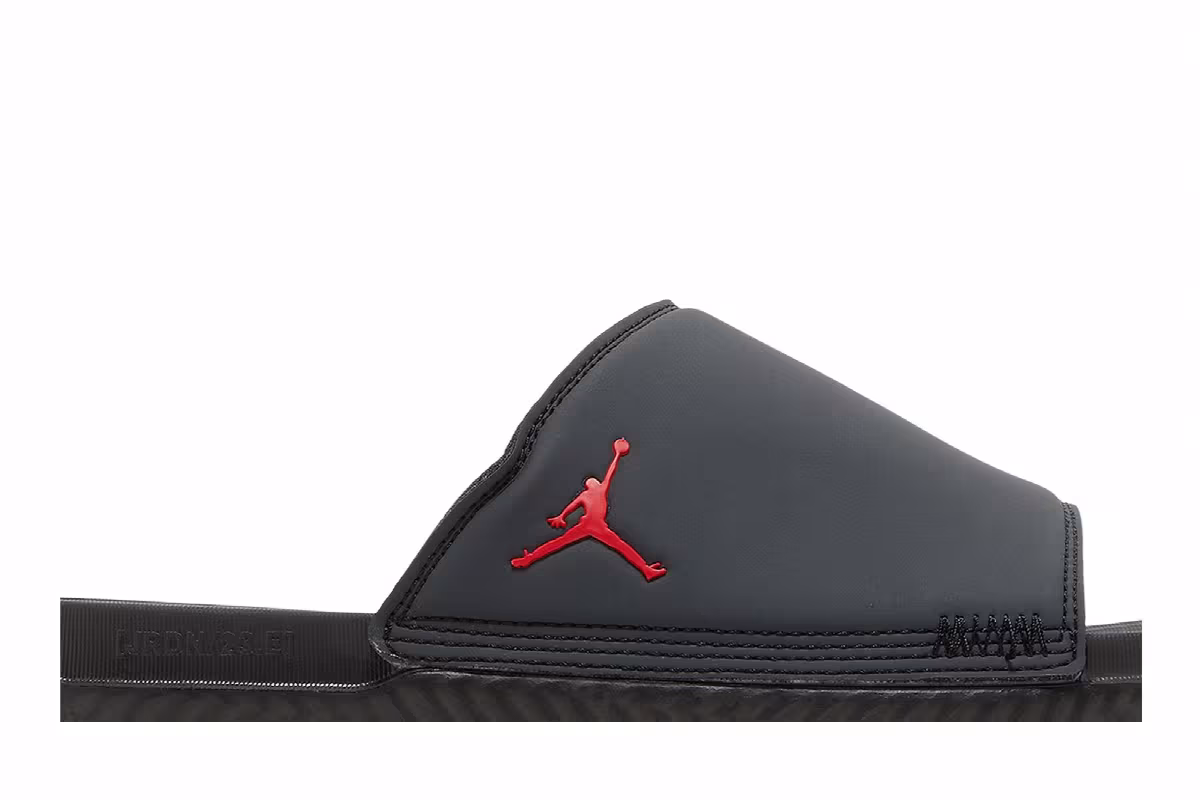 Nike Jordan Play Slide Anthracite University Red, view 3