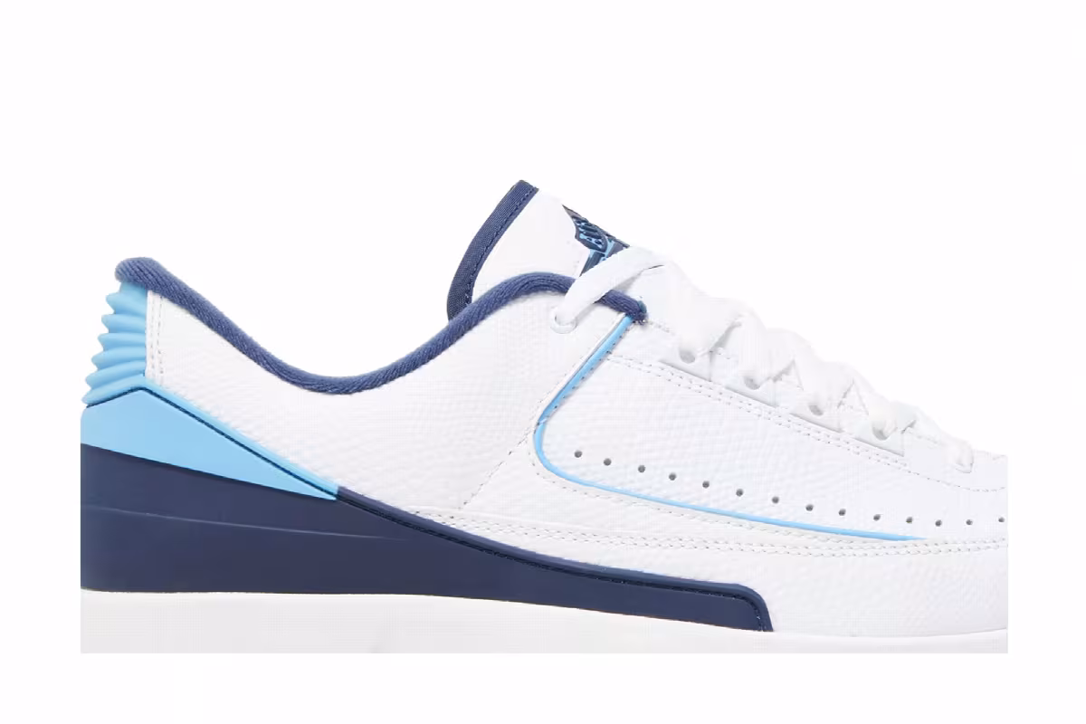 Air Jordan 2 Low Midnight Navy, view 3