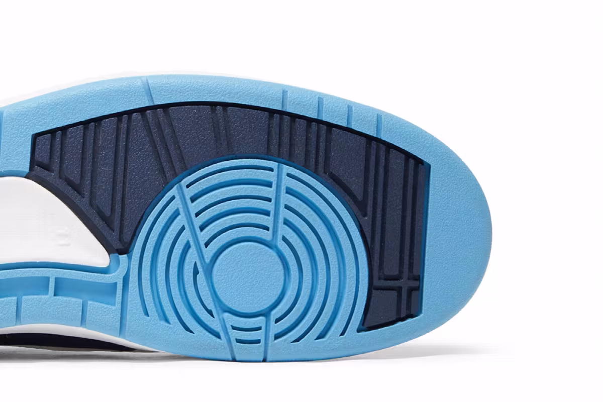 Air Jordan 2 Low Midnight Navy, view 6