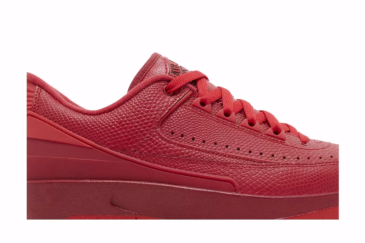 Air Jordan 2 Low Gym Red, view 3