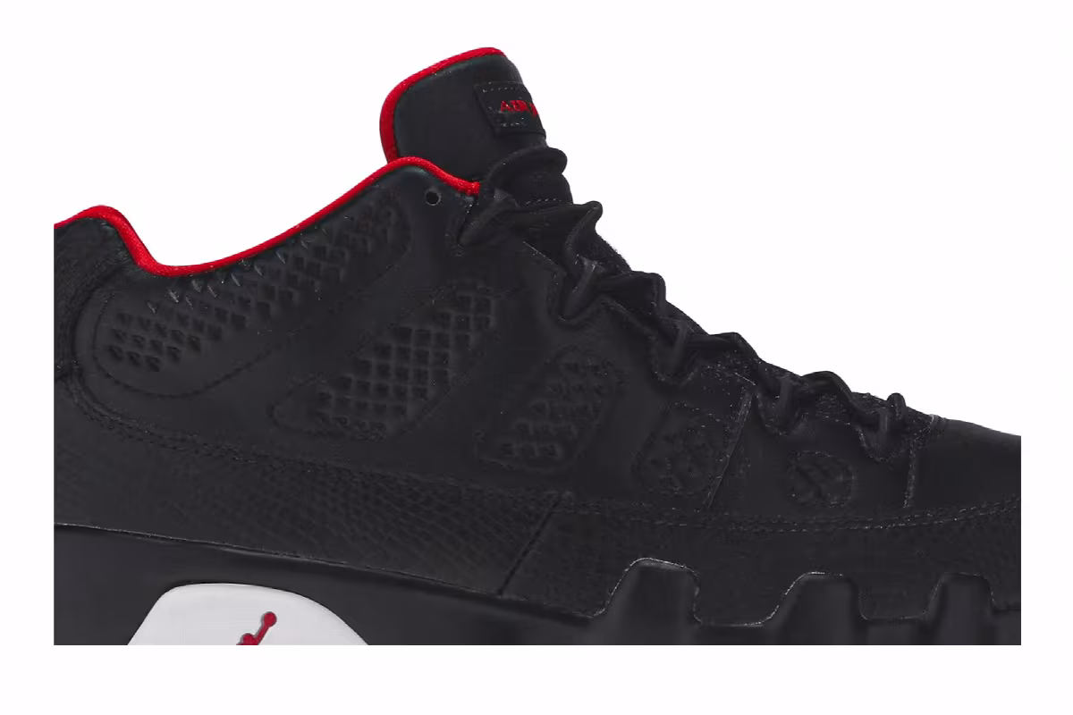 Air Jordan 9 Low Snakeskin, view 3