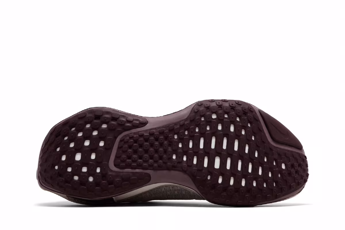 Nike ZoomX Invincible Run Flyknit 3 Phantom Burgundy Crush, view 5