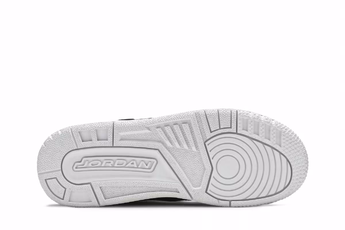 Air Jordan 3 BG Cyber Monday, view 5