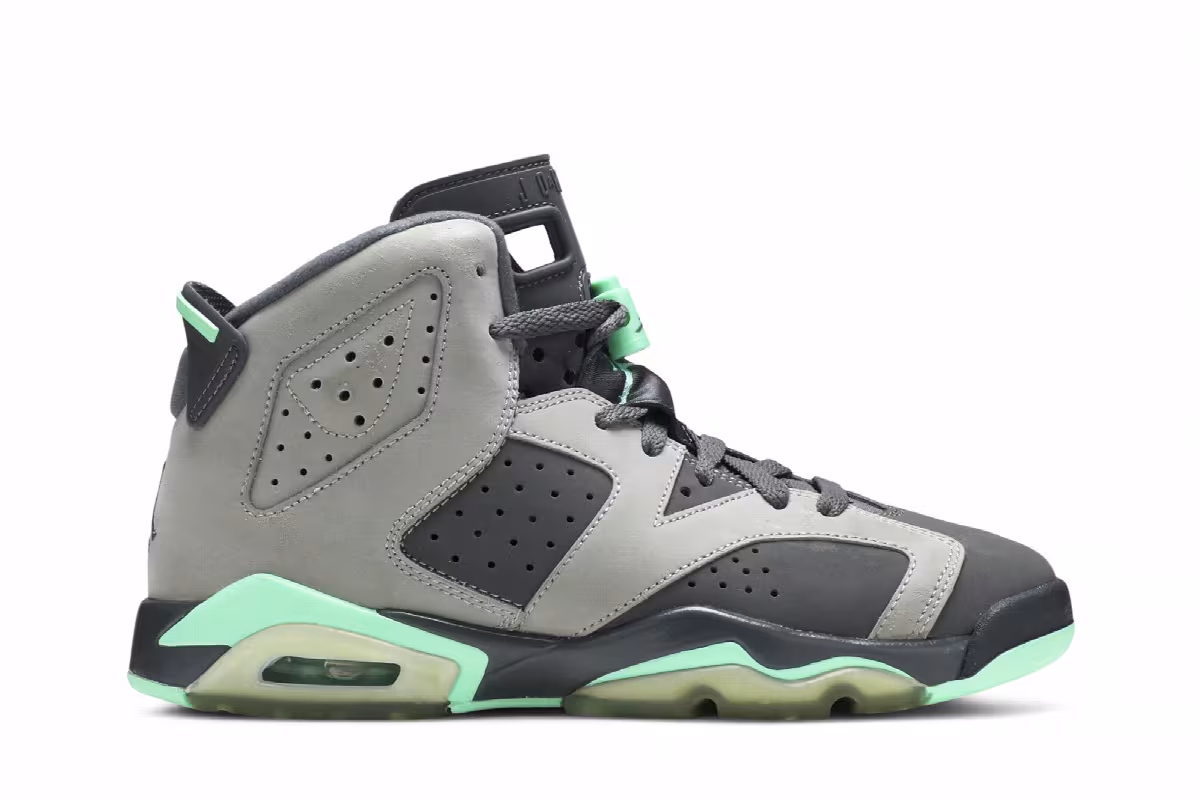 Air Jordan 6 GS Green Glow, view 2
