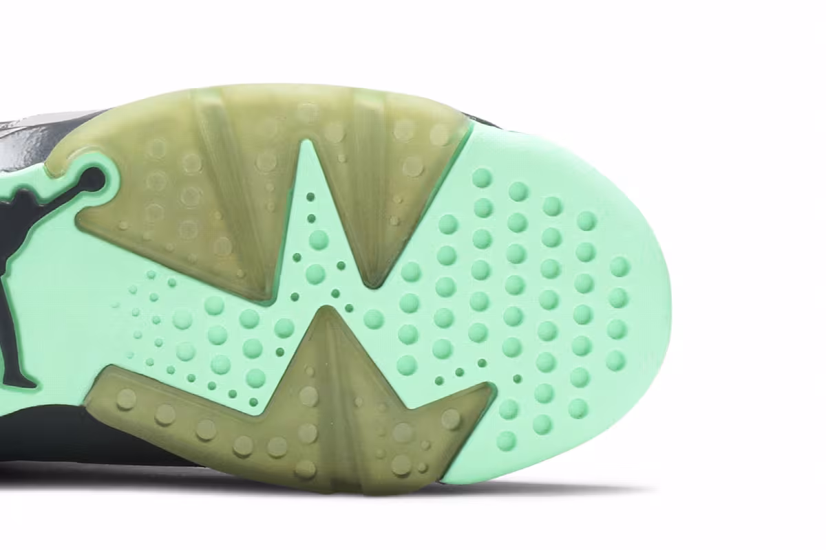 Air Jordan 6 GS Green Glow, view 6
