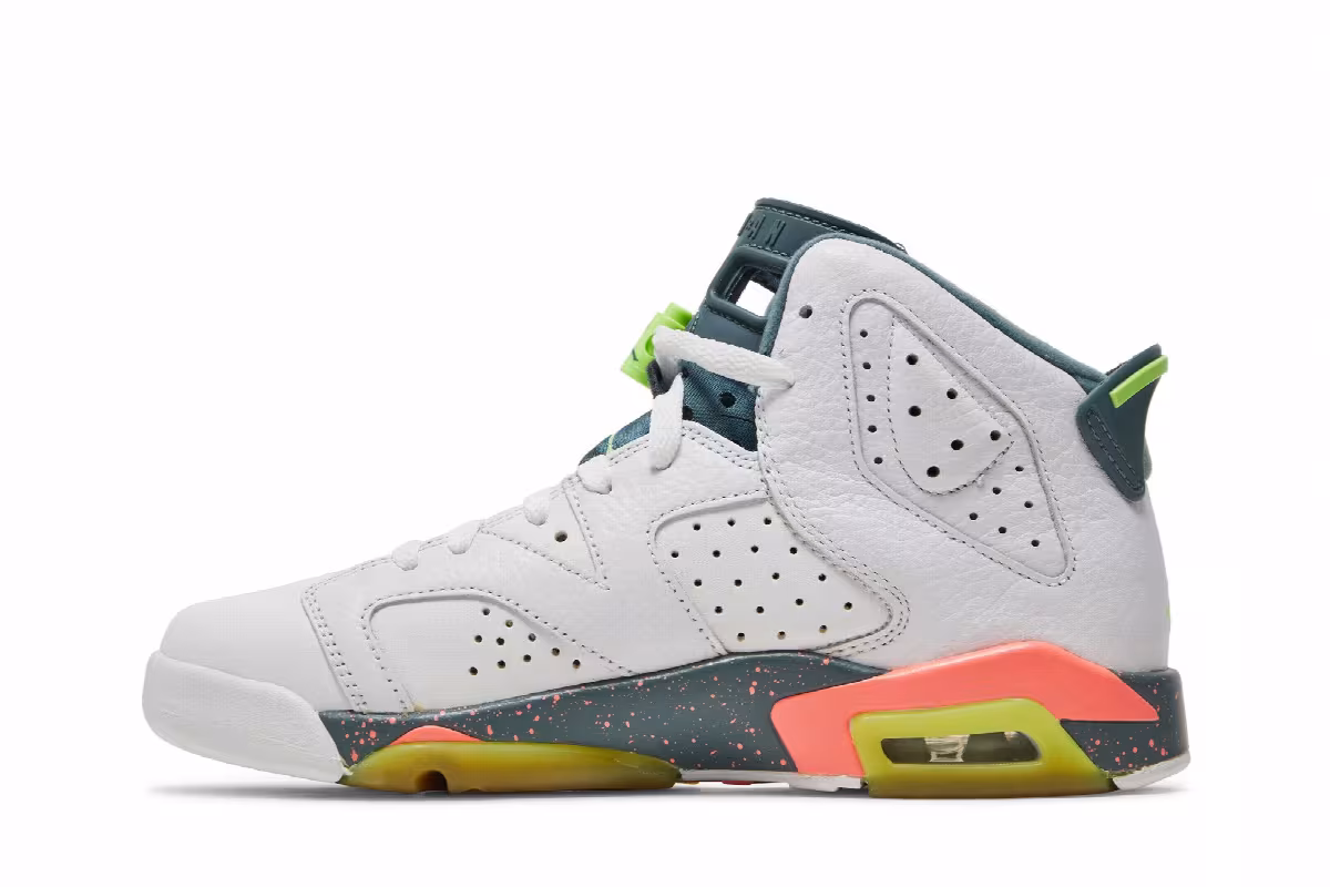 Air Jordan 6 GS Bright Mango, view 4