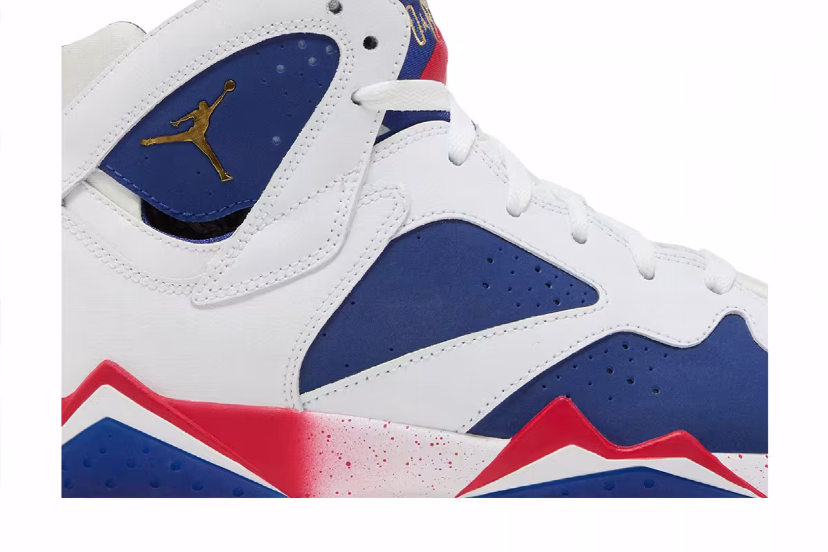 Air Jordan 7 BG Tinker Alternate, view 3