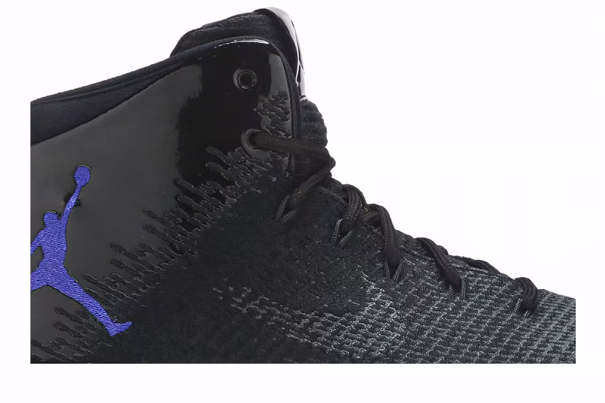 Air Jordan 31 Space Jam, view 3