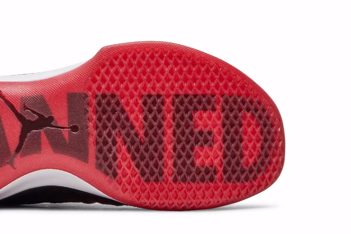 Air Jordan 31 BG Banned, view 6