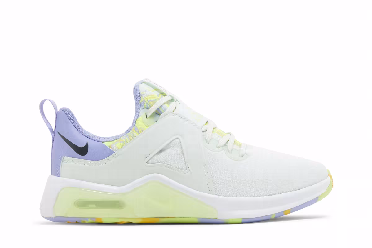 Nike Women's Air Max Bella TR 5 Barely Green Light Thistle, view 2