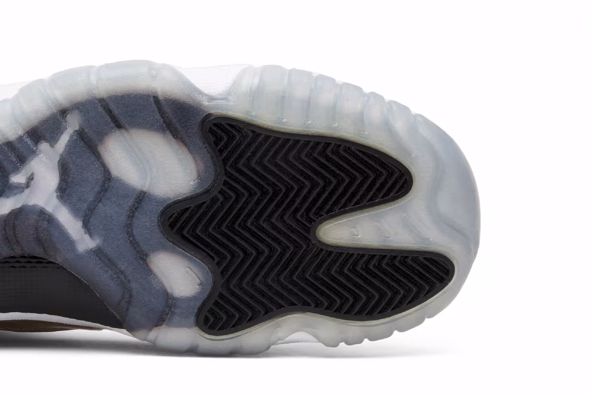 Air Jordan 11 Low GS closing ceremony, view 6