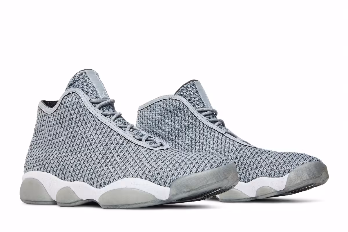 Air Jordan Horizon Mid, view 9