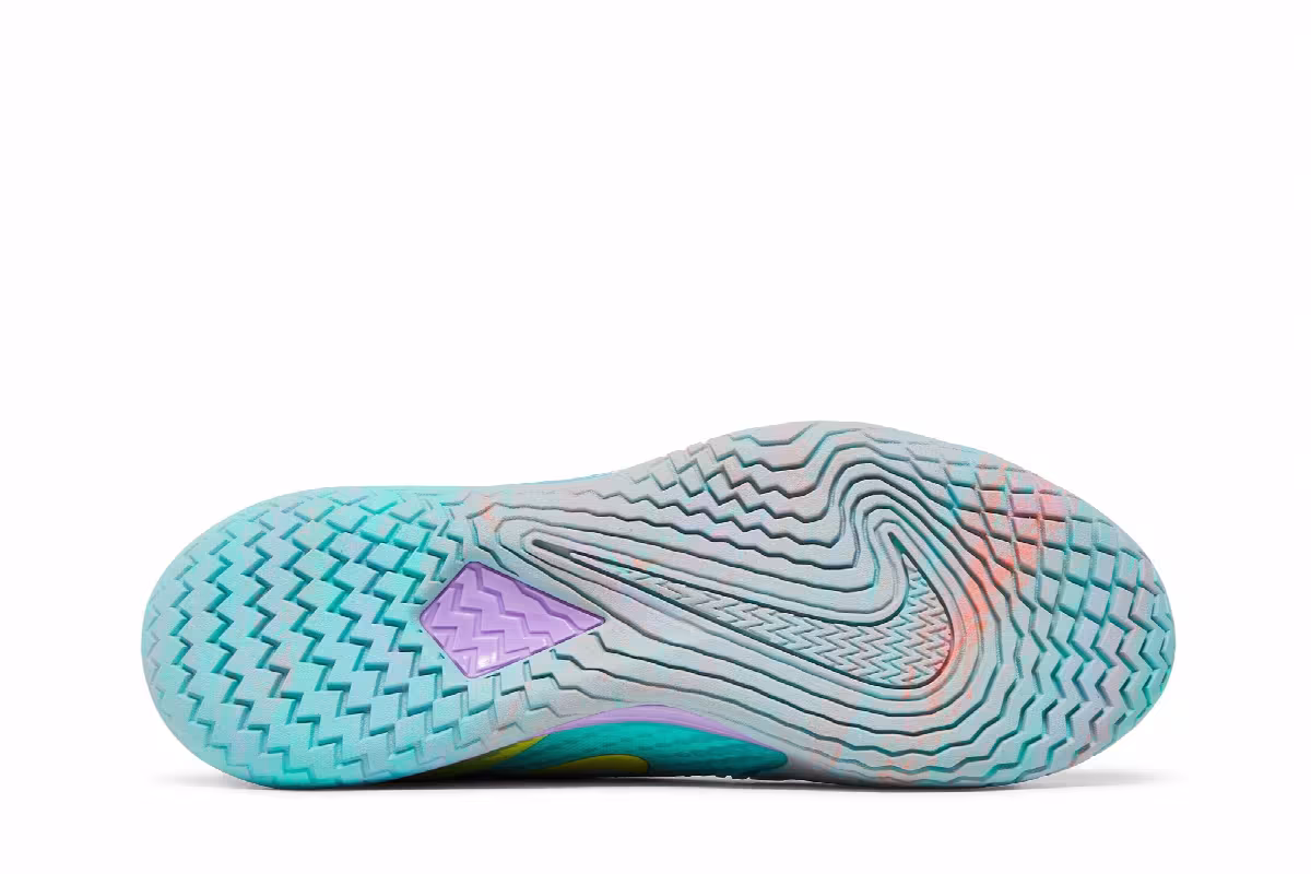 NikeCourt Zoom Vapor Cage 4 Doernbecher 2022, view 5