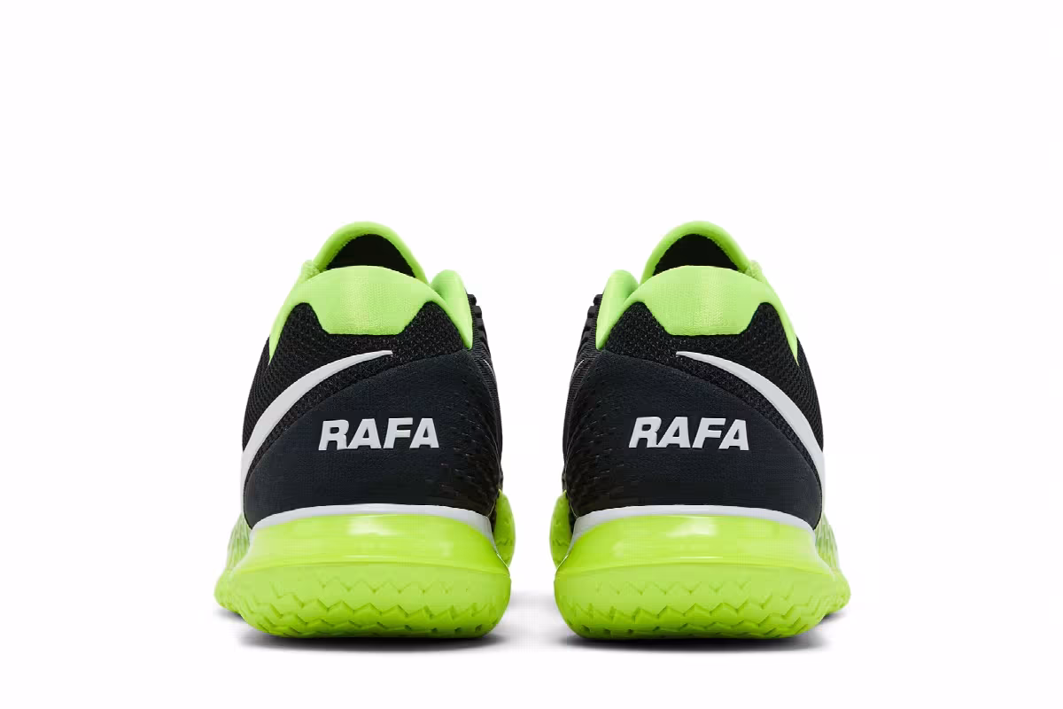 NikeCourt Zoom Vapor Cage 4 Rafa Off Noir Volt, view 7
