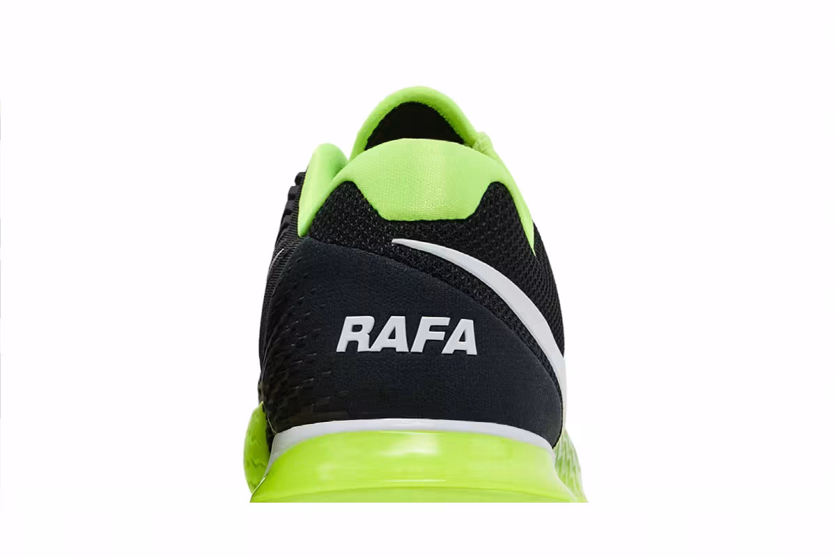 NikeCourt Zoom Vapor Cage 4 Rafa Off Noir Volt, view 8