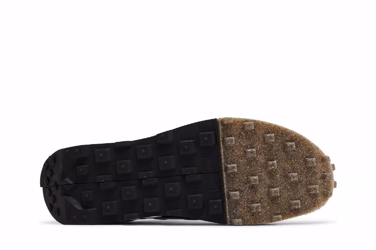Nike Women's Fontanka Waffle Black White, view 5