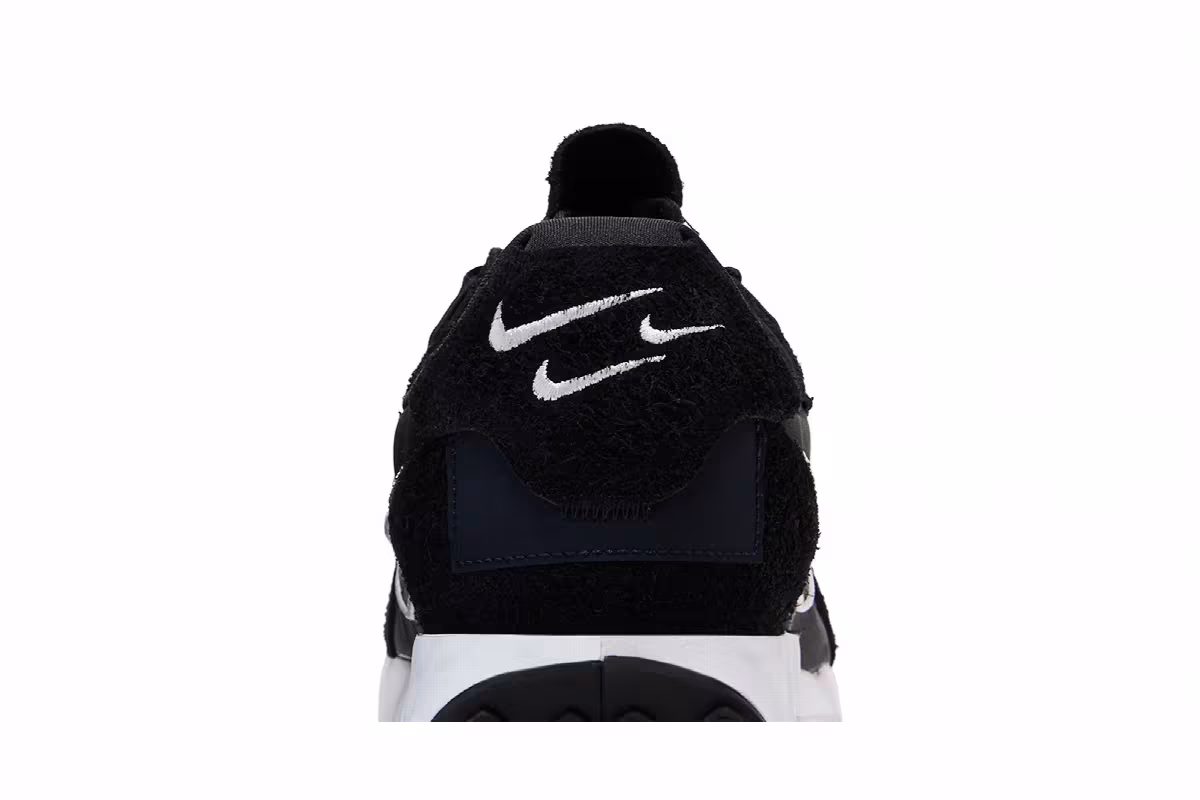 Nike Women's Fontanka Waffle Black White, view 8