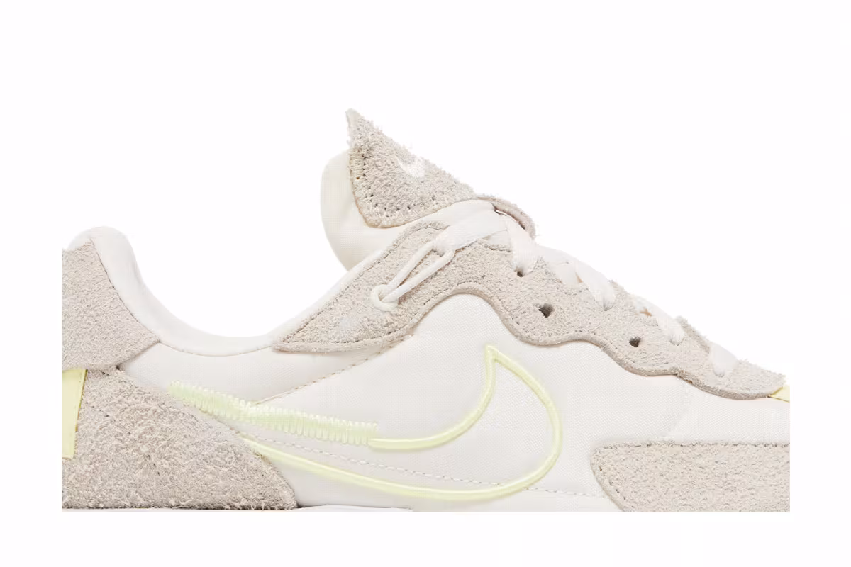 Nike Women's Fontanka Waffle Phantom Citron Tint, view 3