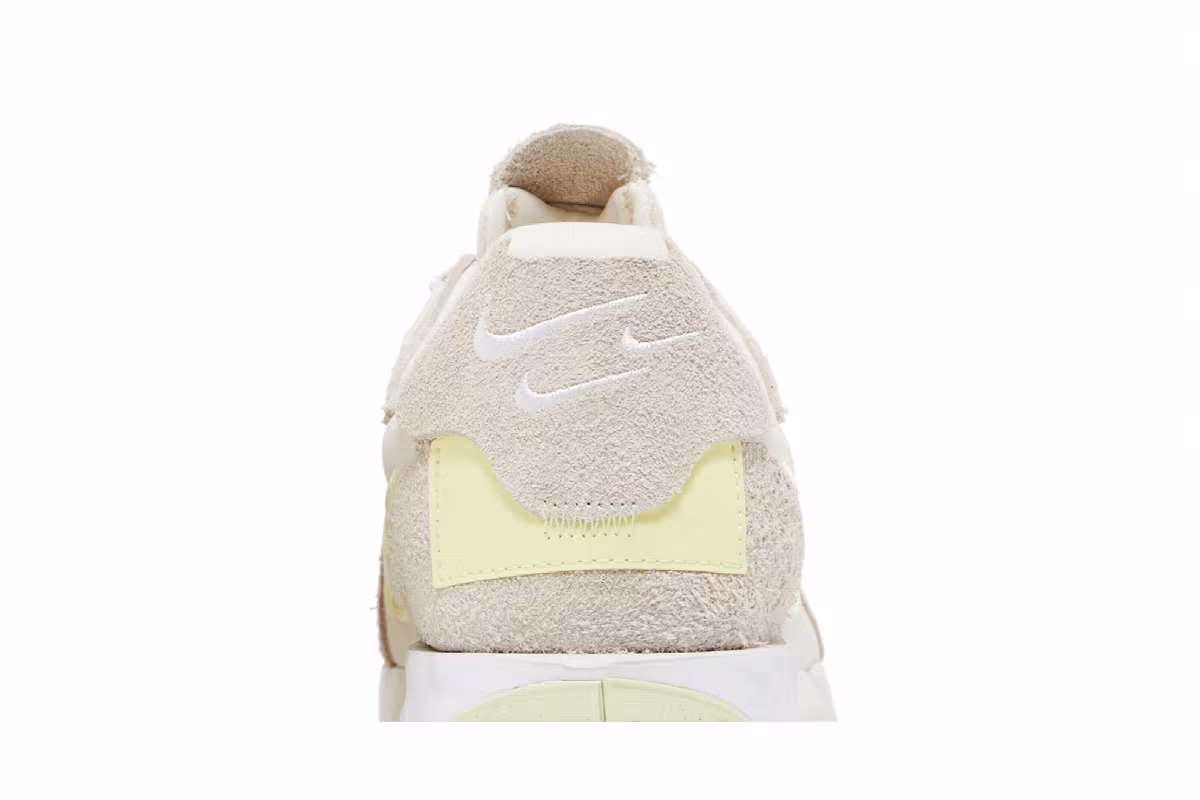 Nike Women's Fontanka Waffle Phantom Citron Tint, view 8