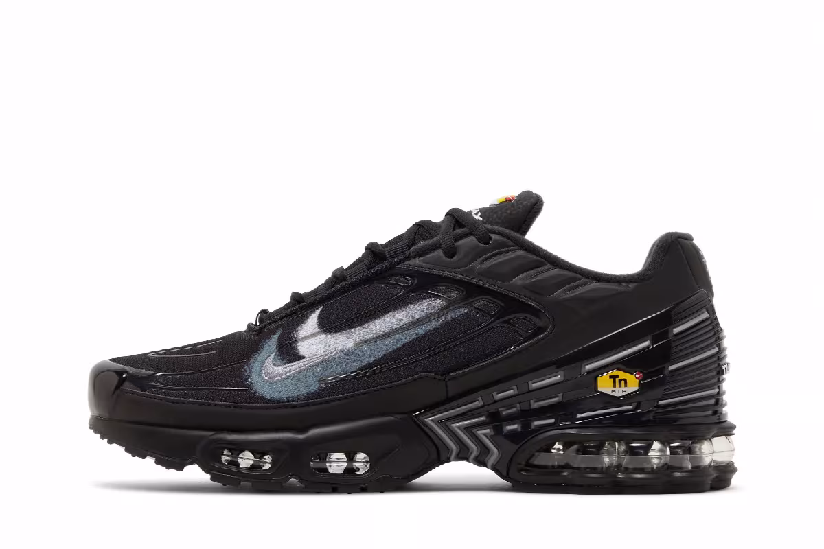 Nike Air Max Plus 3 Spray Paint Swoosh, view 4