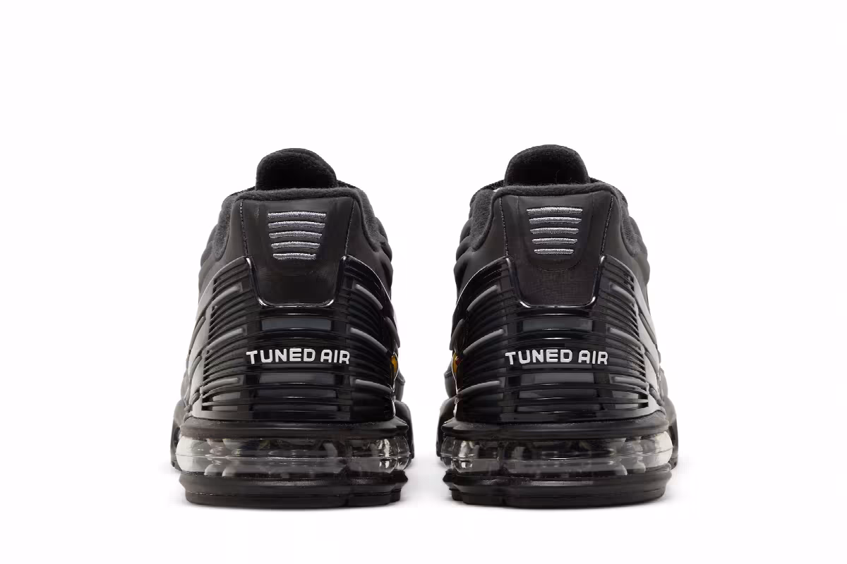 Nike Air Max Plus 3 Spray Paint Swoosh, view 7