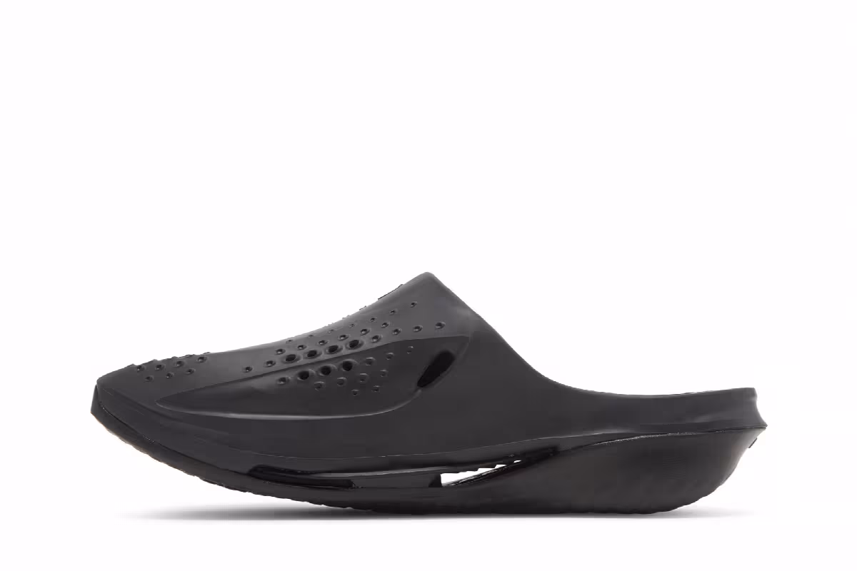 Matthew M. Williams x Nike 005 Slide Black, view 4