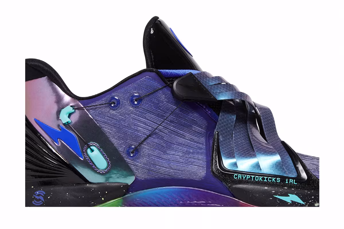 Nike RTFKT Cryptokicks iRL Space Matter, view 3