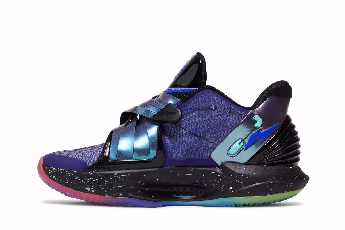 Nike RTFKT Cryptokicks iRL Space Matter, view 4