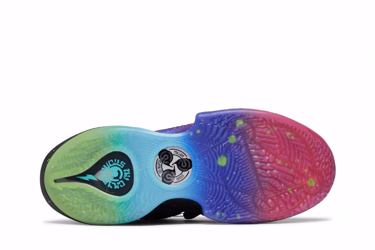 Nike RTFKT Cryptokicks iRL Space Matter, view 5