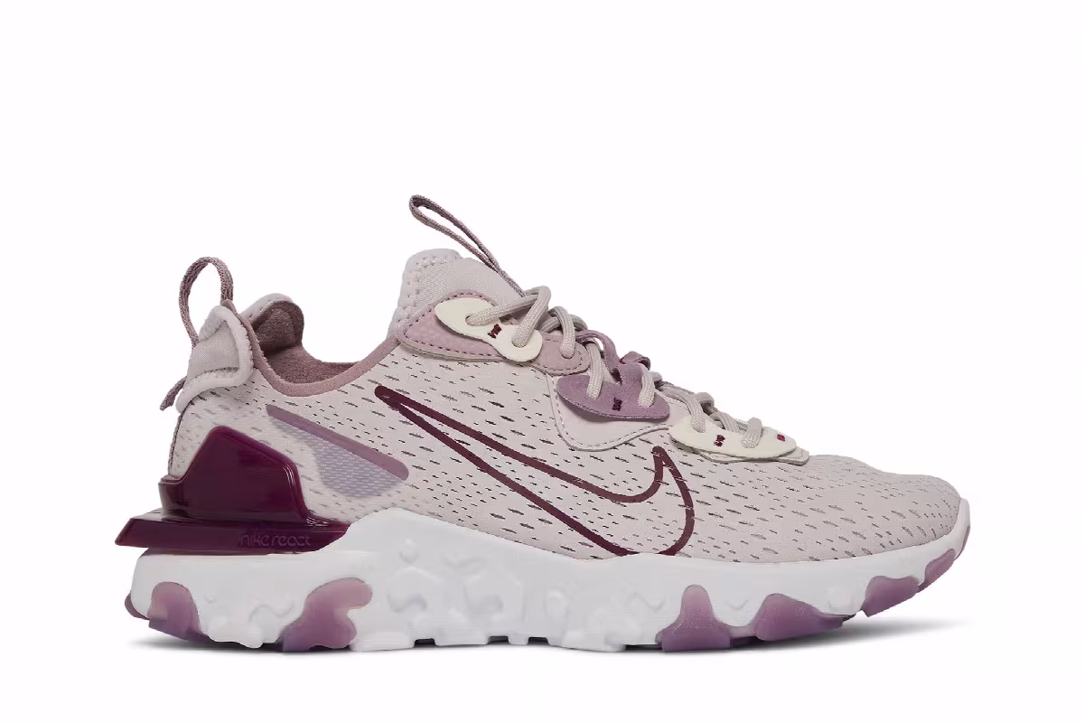 Nike Women's React Vision Venice, view 2