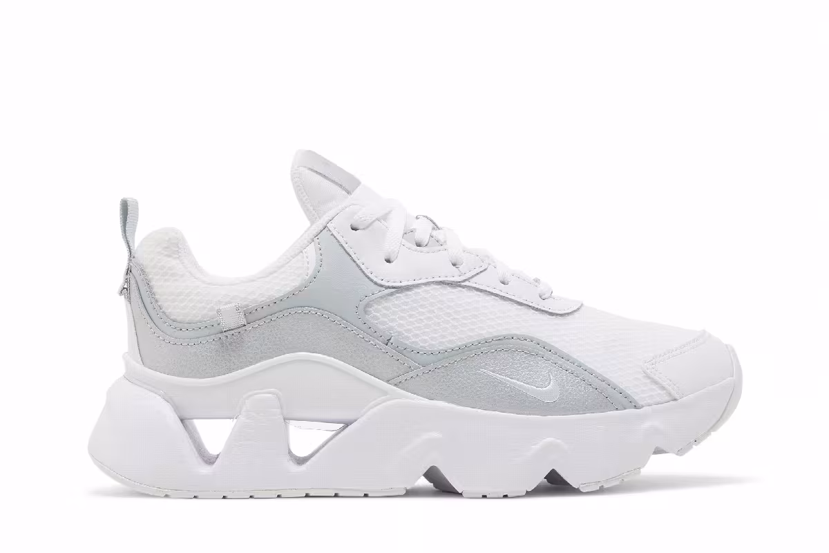 Nike Women's RYZ 365 2 White Metallic Platinum, view 2