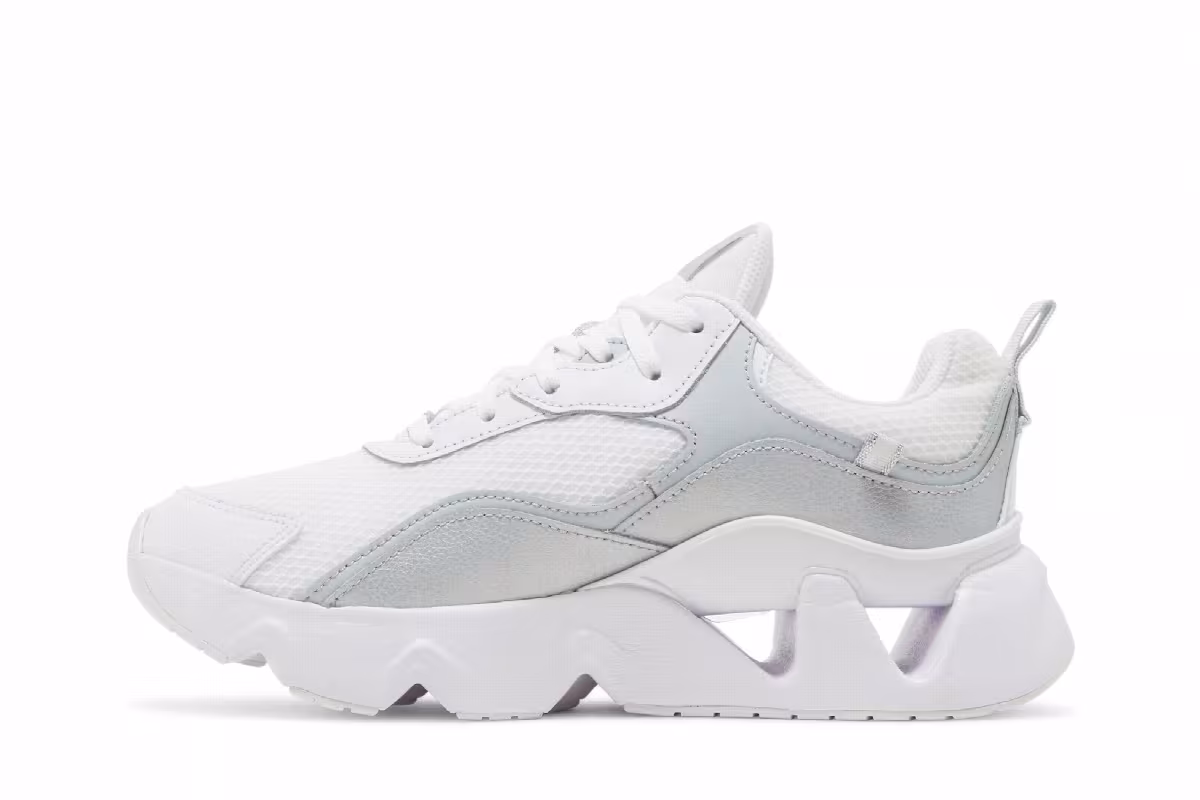 Nike Women's RYZ 365 2 White Metallic Platinum, view 4