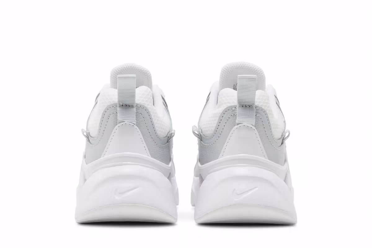 Nike Women's RYZ 365 2 White Metallic Platinum, view 7