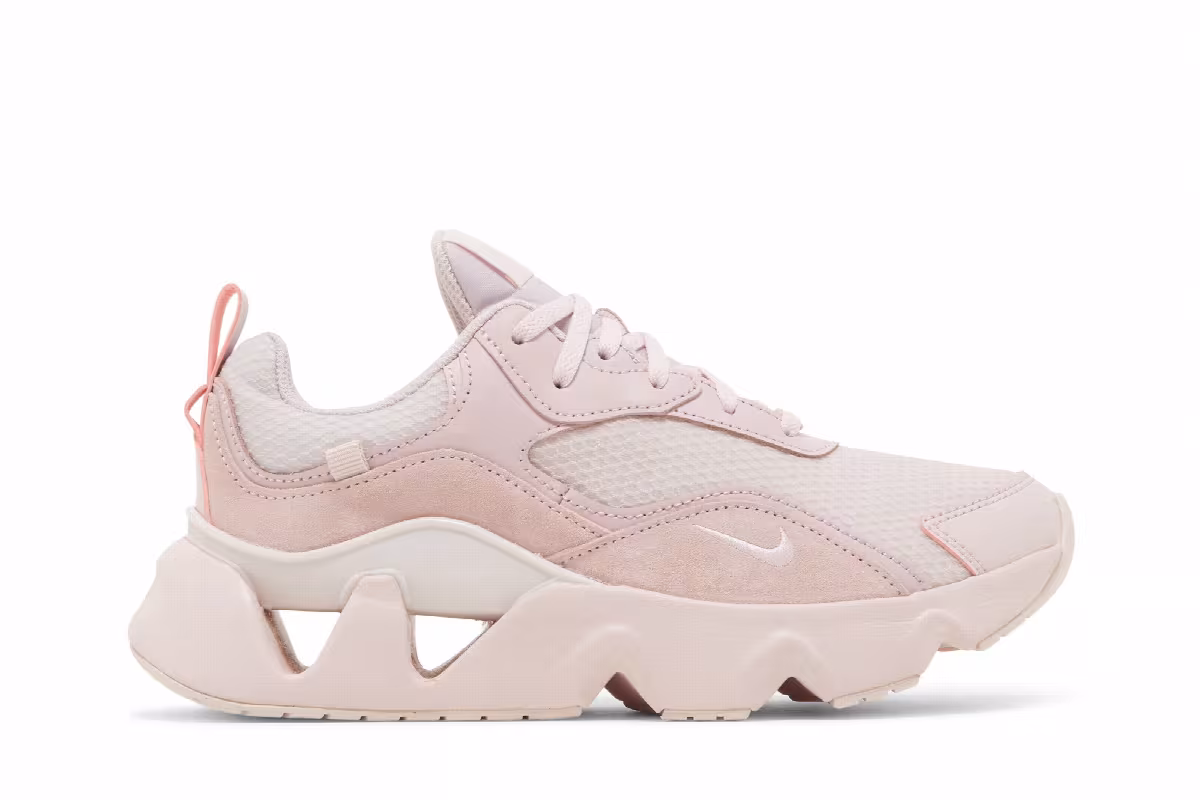 Nike Women's RYZ 365 2 Barely Rose, view 2