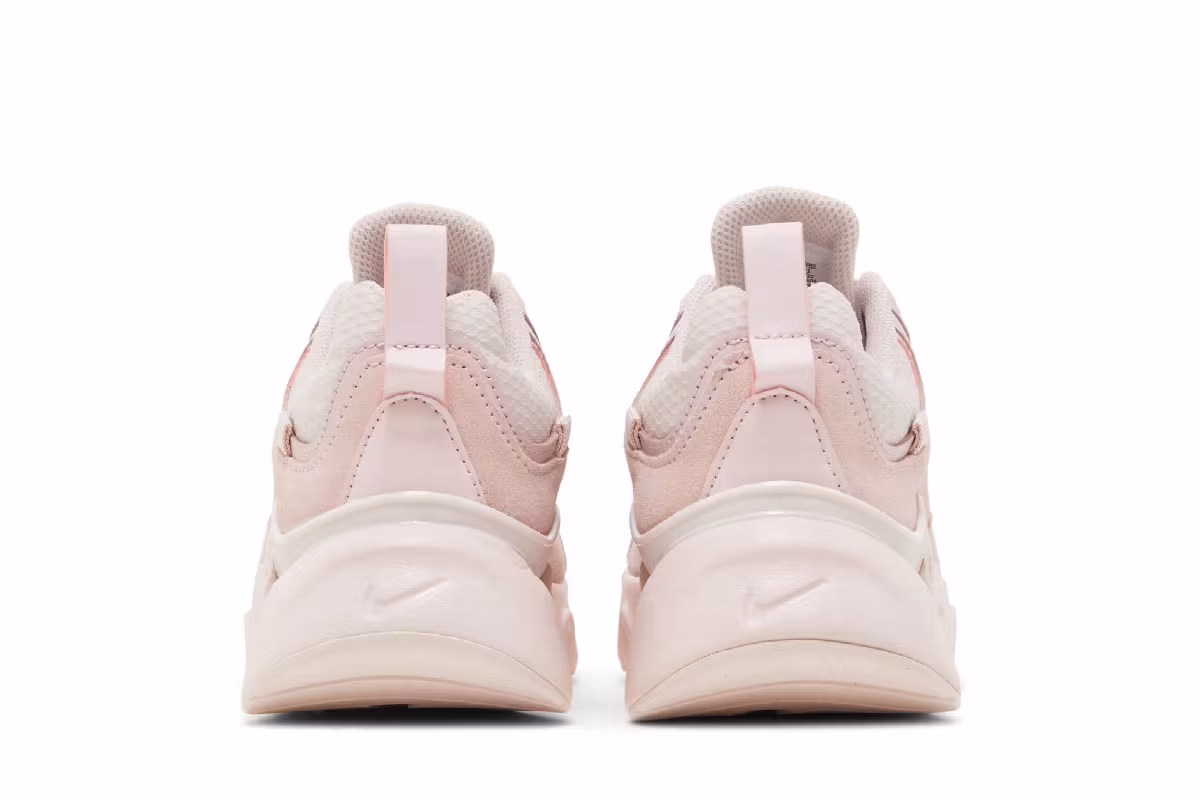 Nike Women's RYZ 365 2 Barely Rose, view 7