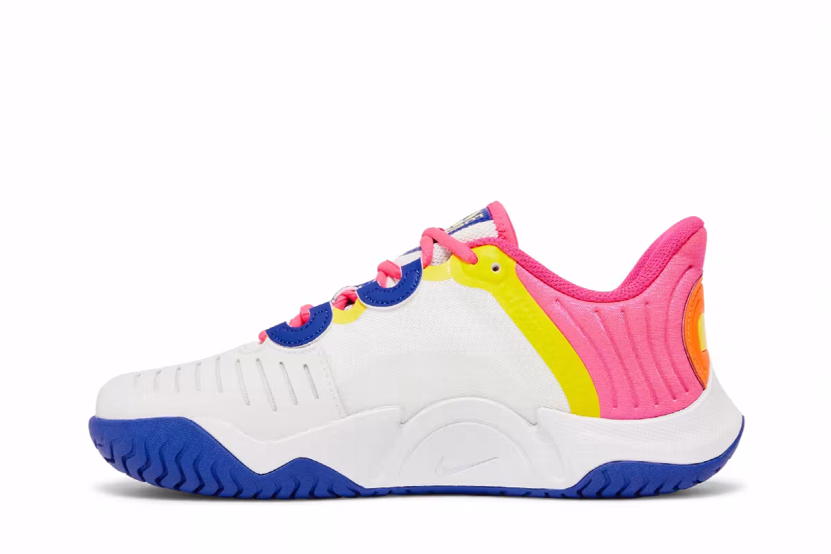 Naomi Osaka x Women's NikeCourt Air Zoom GP Turbo White Hyper Pink, view 4