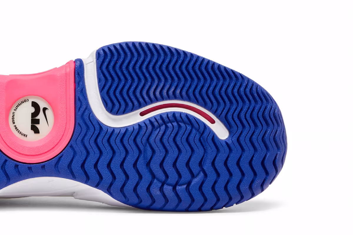 Naomi Osaka x Women's NikeCourt Air Zoom GP Turbo White Hyper Pink, view 6