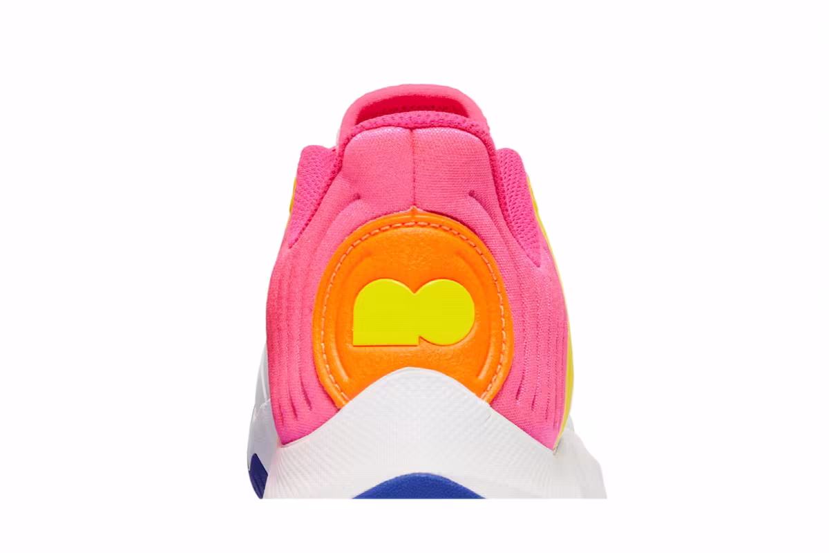 Naomi Osaka x Women's NikeCourt Air Zoom GP Turbo White Hyper Pink, view 8