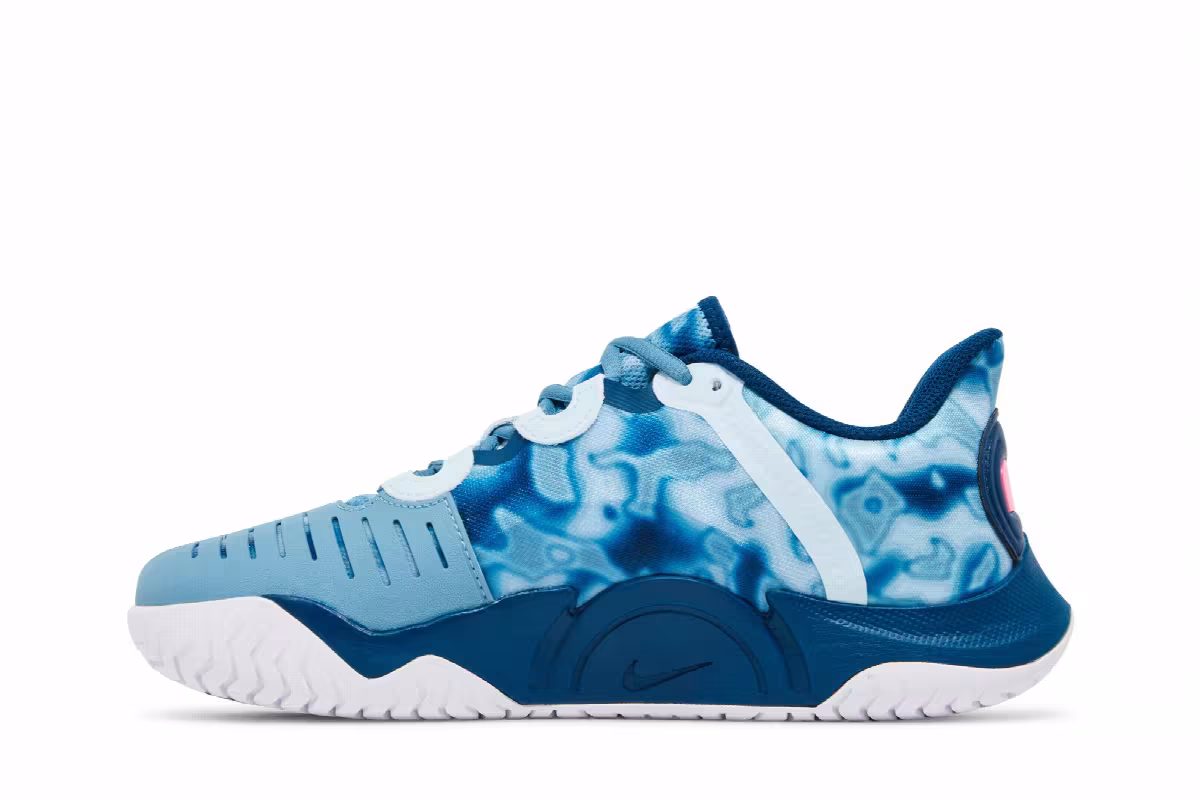 Naomi Osaka x Women's NikeCourt Air Zoom GP Turbo Glacier Blue Marble, view 4