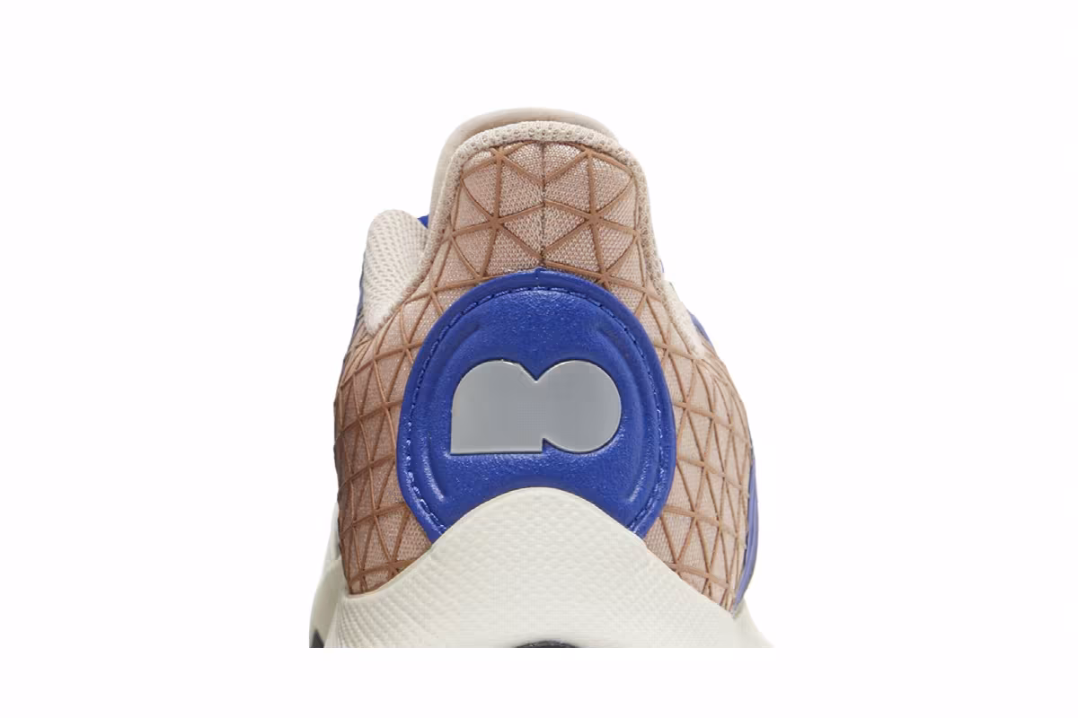 Naomi Osaka x Women's NikeCourt Air Zoom GP Turbo HC White Ironstone, view 8