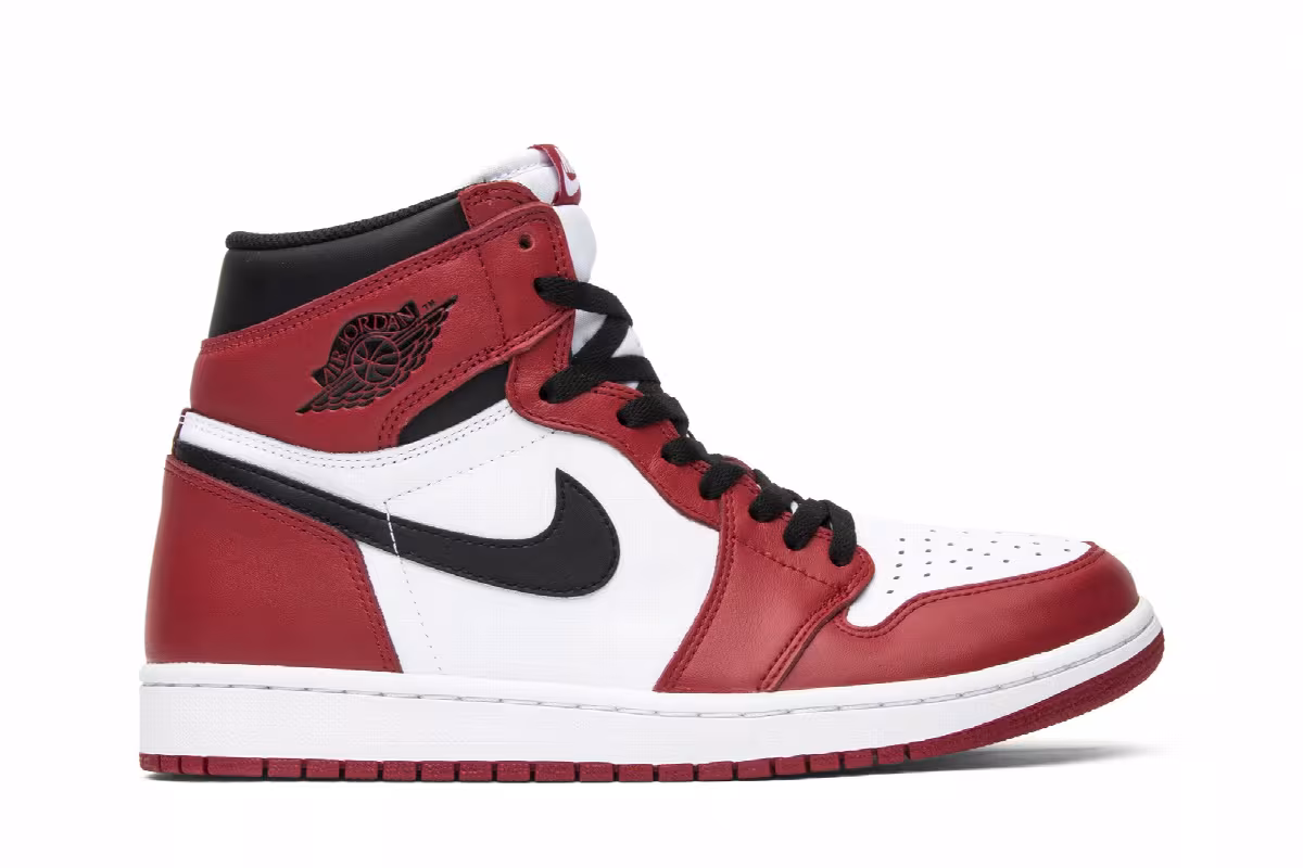 Air Jordan 1 High OG Chicago 2015, view 2