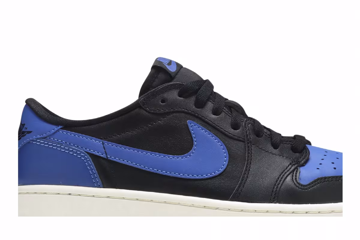 Air Jordan 1 Low OG Royal, view 3