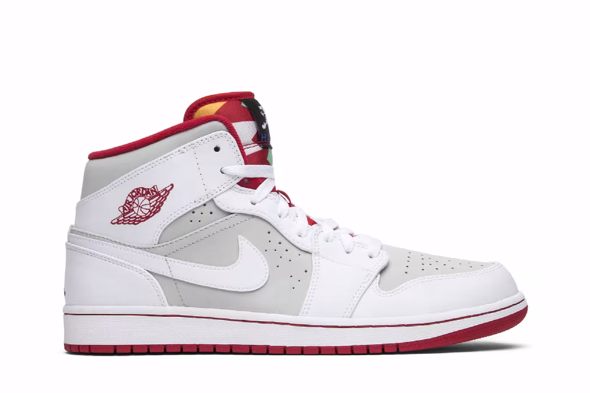 Air Jordan 1 Mid Hare 2015, view 2