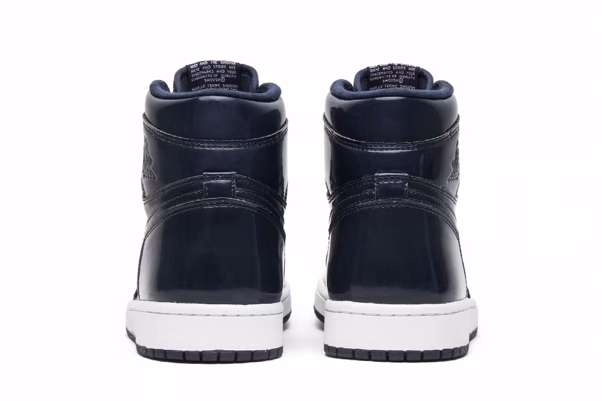 DSM x Air Jordan 1 High OG Dover Street Market, view 7