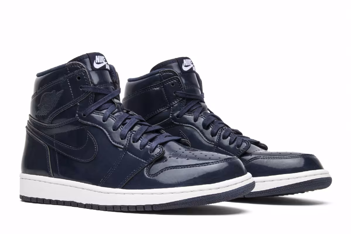 DSM x Air Jordan 1 High OG Dover Street Market, view 9
