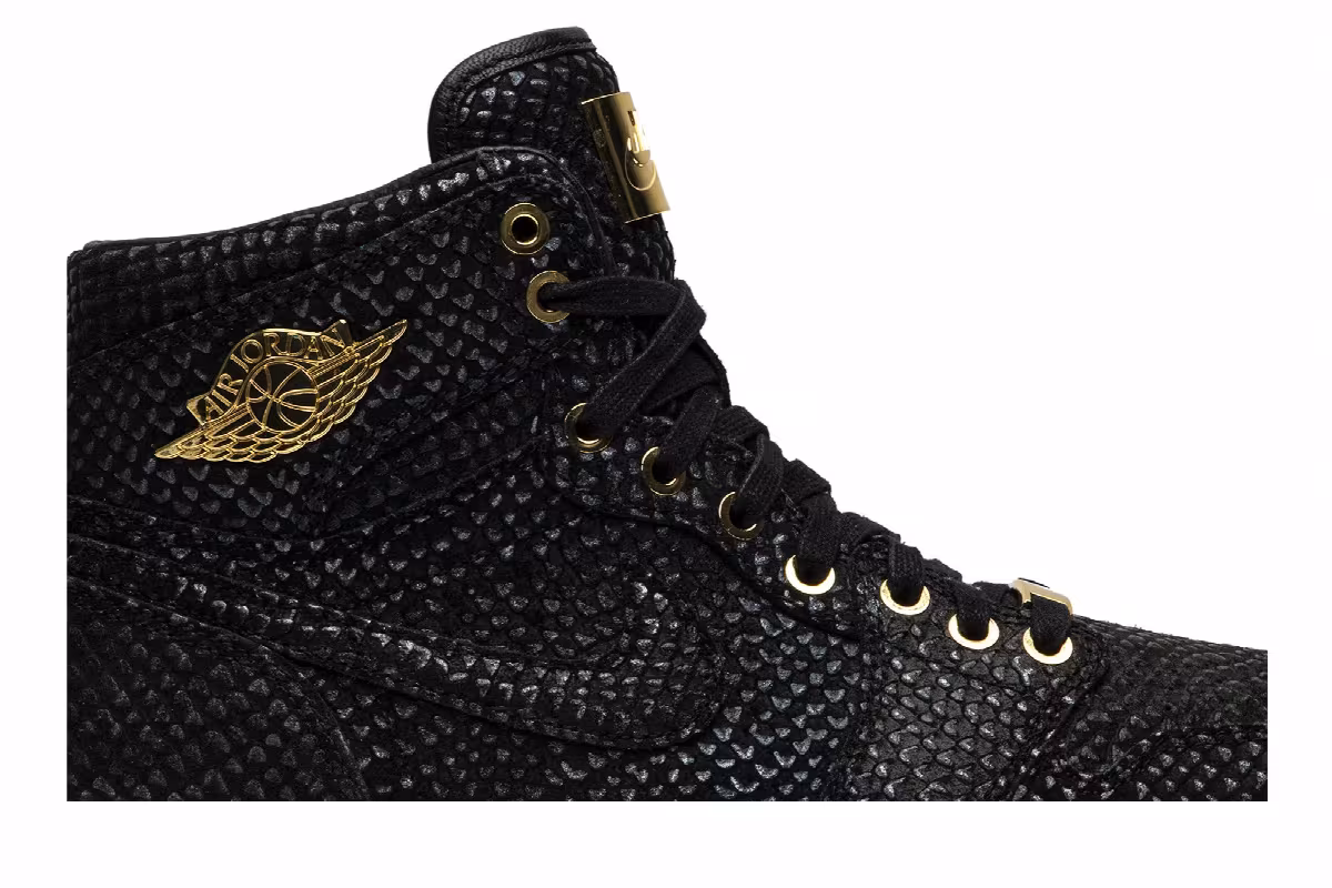 Air Jordan 1 High OG Pinnacle, view 3