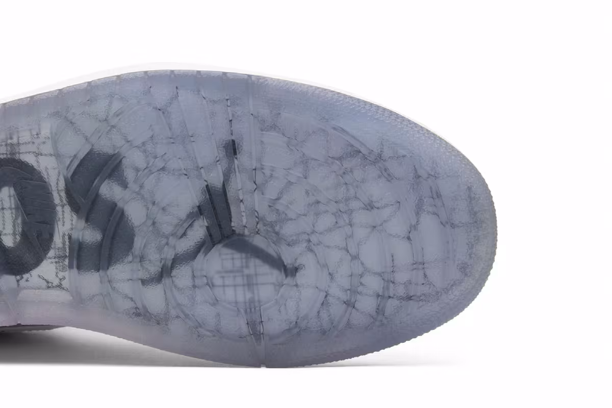 Air Jordan 1 High OG Los Angeles 2015, view 6