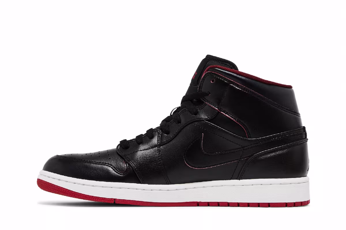Air Jordan 1 Mid Black Red, view 4
