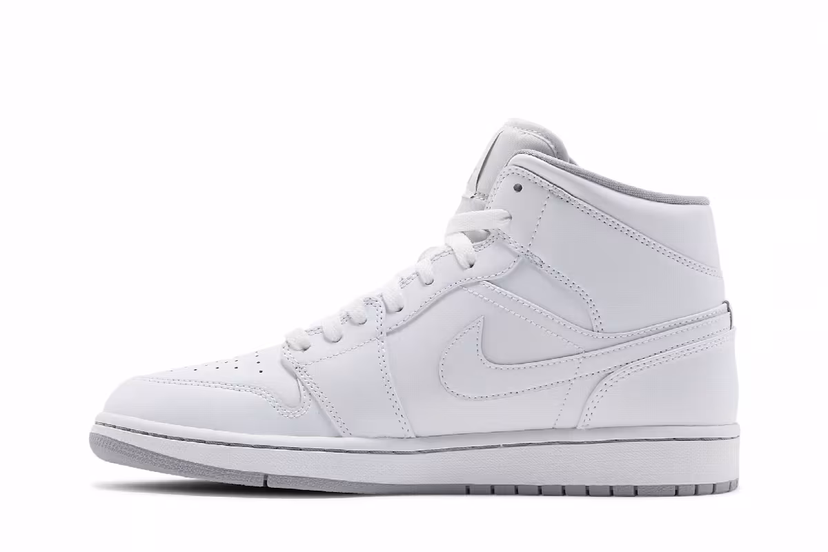 Air Jordan 1 Mid White Wolf Grey, view 4